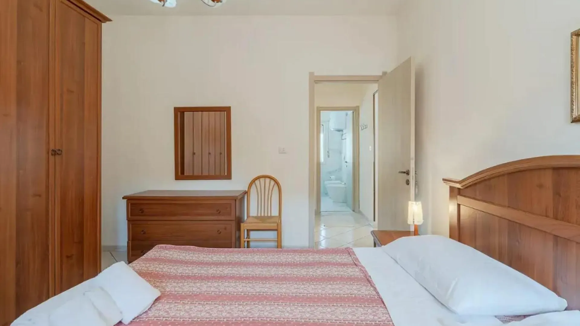 Holiday home Charming House In Fontane Bianche With Private Garden Villa